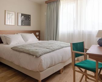 Alfred Hotels Paris Lecourbe- Hôtel Rénové - Paris
