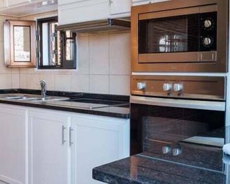 GuestReady - Magical refuge in Madeira - Seixal - Cuisine