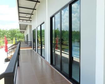 Baansuan Agape - Sai Yok - Balkon