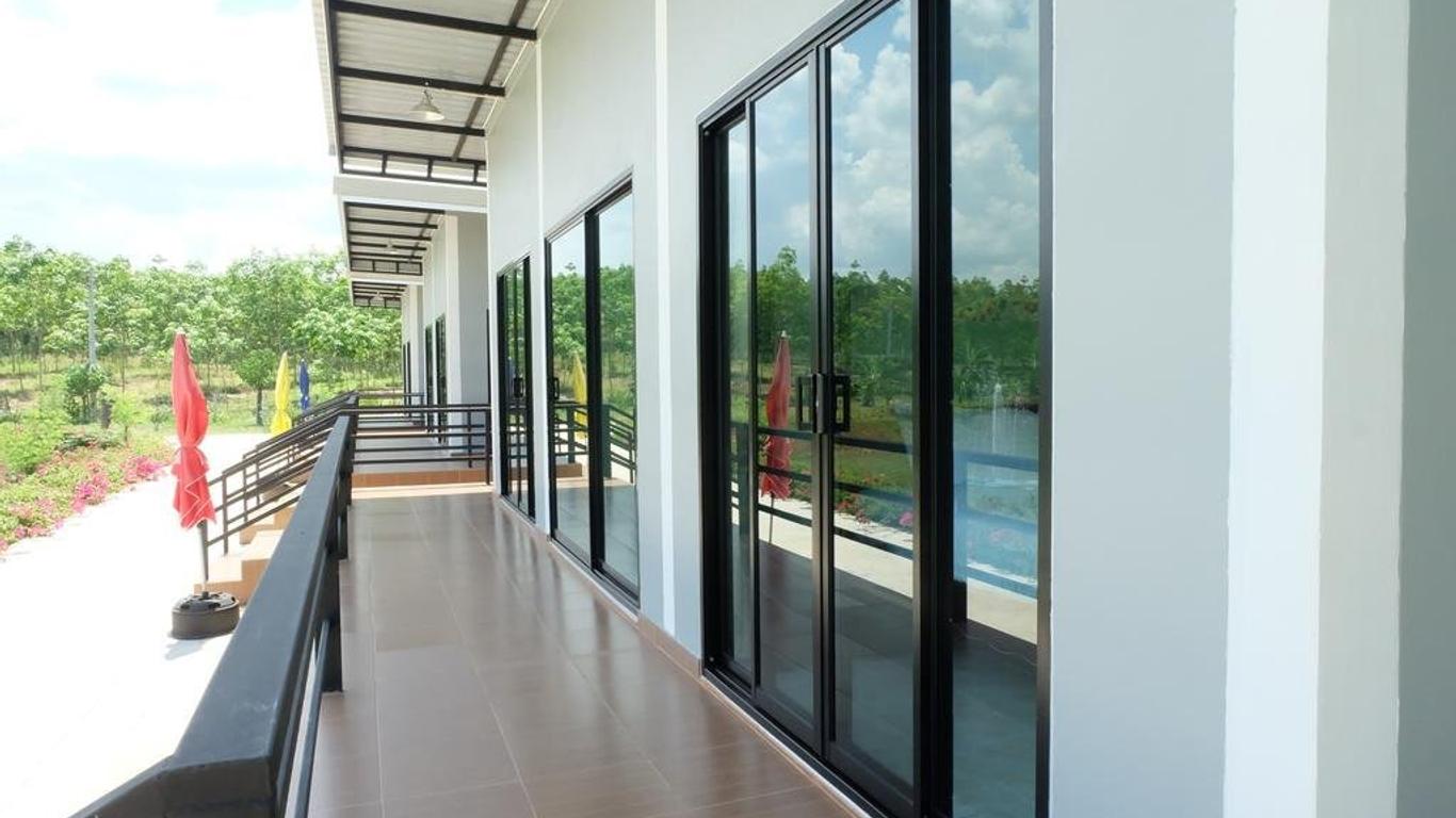 บ้านสวนอะกาเป้
