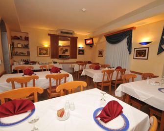 Villa Fontana - Trogir - Restaurant