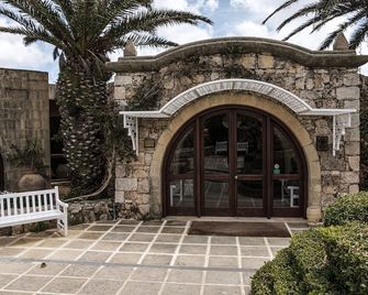 Hotel Ta' Cenc & Spa - Sannat - Building