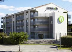 Campanile - Montpellier Le Millenaire - Μονπελιέ - Κτίριο