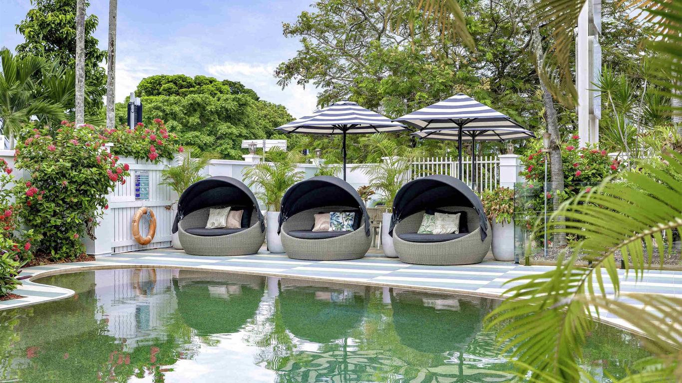 Mercure Cairns