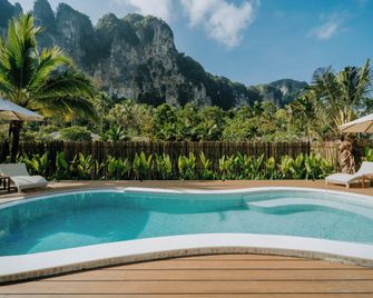 Ban Sainai Resort - Thị trấn Krabi - Bể bơi