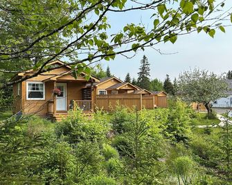 Quaco Cottages - The Waterloo - Saint Martins - Outdoors view