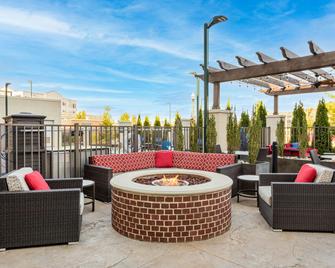 Residence Inn by Marriott Franklin Berry Farms - Franklin - Balcony