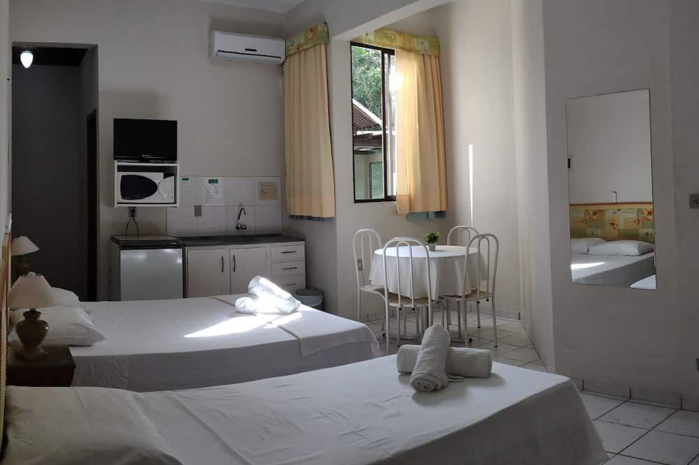 Pousada Elfos - בומבינהאס - חדר שינה