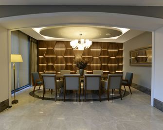 Holiday Inn Bursa - City Centre By IHG - Bursa - Restaurante