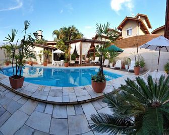 Pousada do Pinheiro - Camburi - Pool