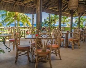 Sunset Reef Resort & Spa - Pointe aux Piments - Restaurant