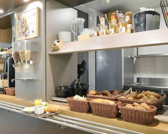 B&B HOTEL Le Mans Sud - Arnage - Buffet