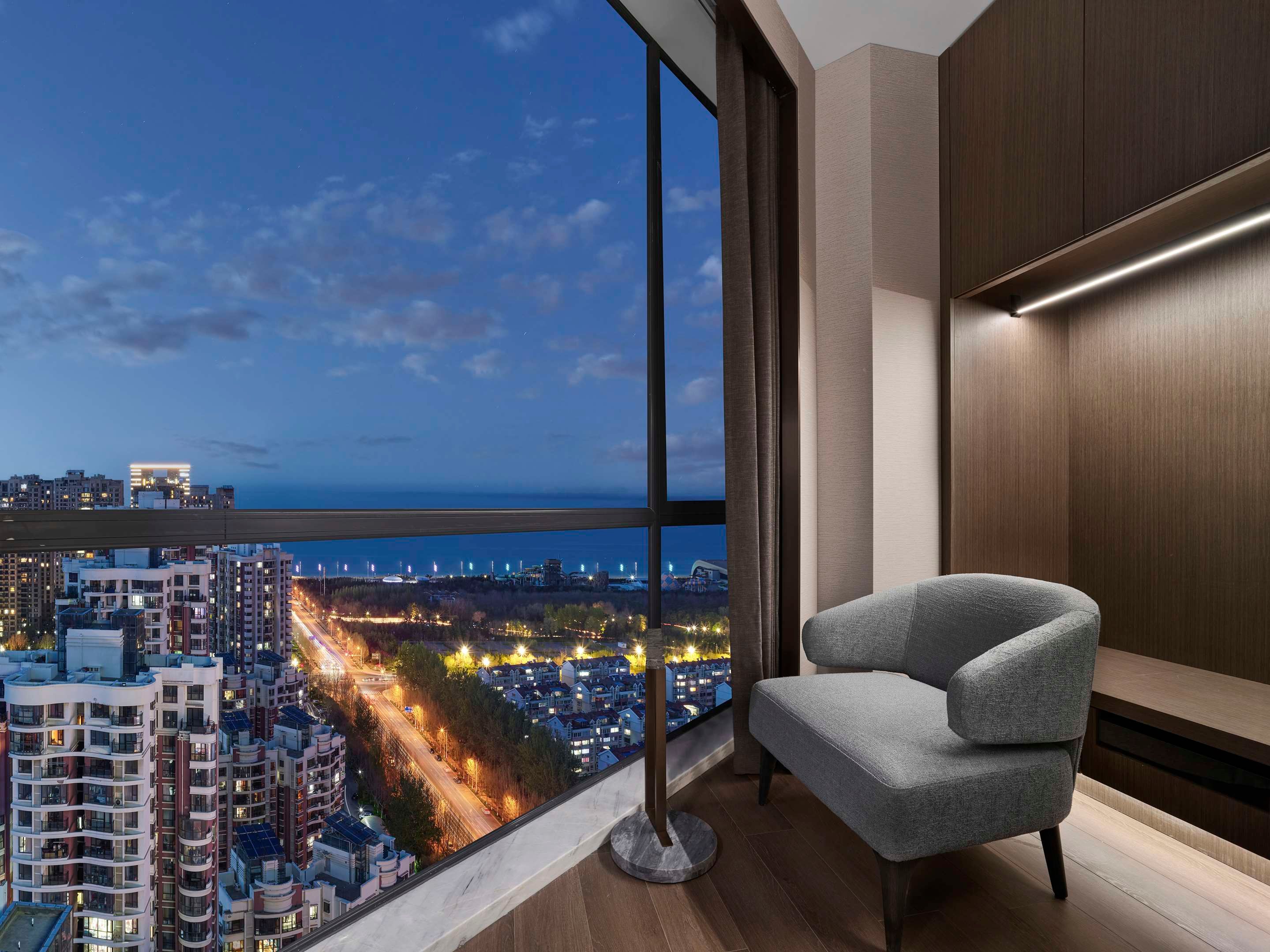 DoubleTree by Hilton Yantai Golden Coast Hotel & Suites - Yantai - Parveke