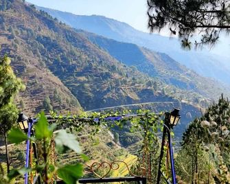 Jaseelo Camps near Tehri Lake - Chamba