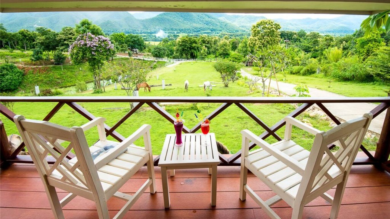 E-Outfitting Pai Resort