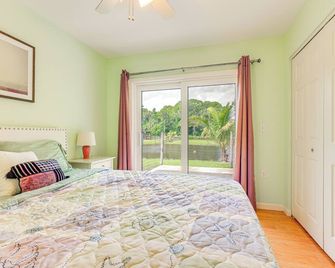 Cozy Palm City Home on 5-Acre Working Farm - Palm City - Bedroom