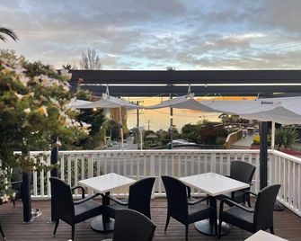 Otoromiro Hotel - Christchurch - Balcone