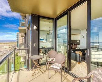 Sand and Sea Condos - Seaside - Balcony