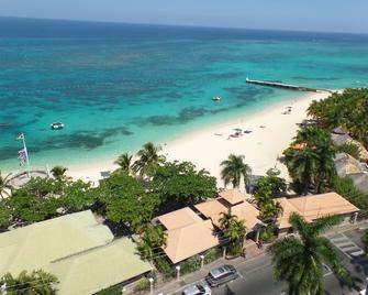 Daydream Beach at Montego Bay Club - Montego Bay - Beach