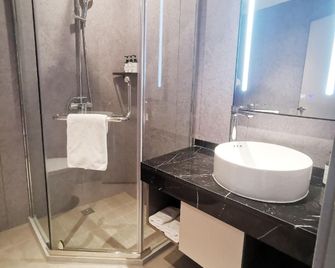 Home Inn Neo Tianjin Dongli Yuejin Road Wanda Plaza - Tianjín - Habitación