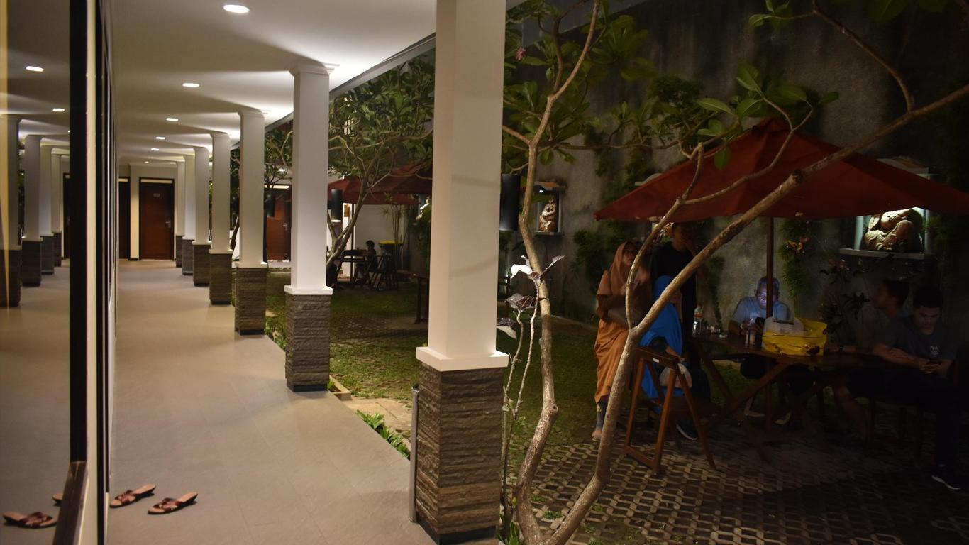 디프레쉬 게스트하우스 & 레스토