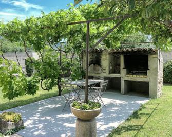 Gîte Les Oliviers Côté Lavande, near Vaison La Romaine - Crestet - Patio