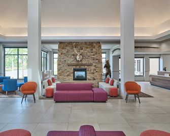 Hilton Garden Inn Anchorage - Anchorage - Lobby