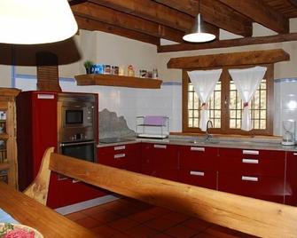 Country house (full rental) La Vega for 10 people - Turégano - Cocina