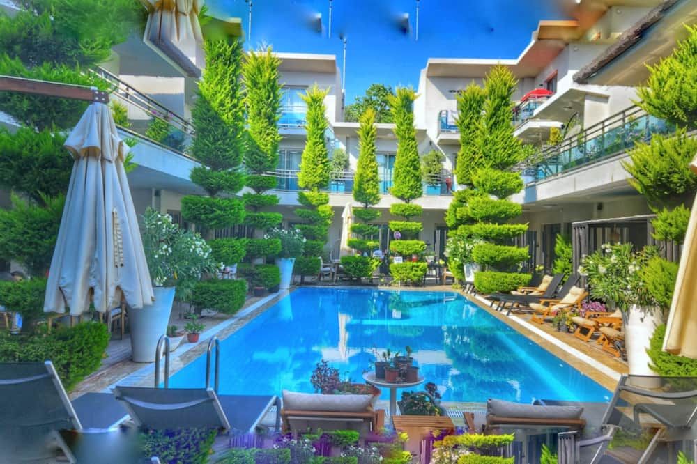 ذا دي هوتل سيزم ريزورت - سسمى - حوض السباحة