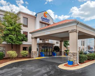 Comfort Inn & Suites - Asheboro - Building