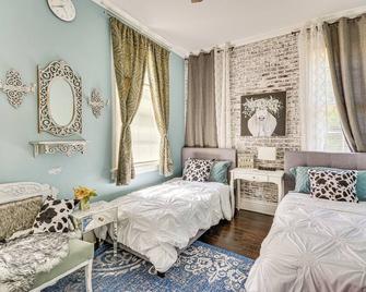 Spacious Historic Home with Yard and Deck! - High Point - Bedroom