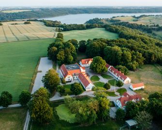 Hotel Bramslevgaard - Hobro - Будівля