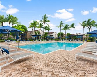 Kasa Wellington South Florida - Wellington - Piscina