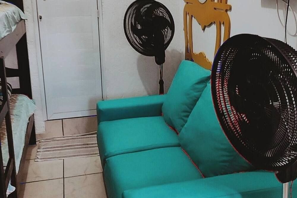 Vitoria Hostel - Guarulhos - Living room