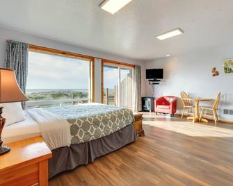 Sanderling Sea Cottages, Unit 14 - Waldport - Bedroom