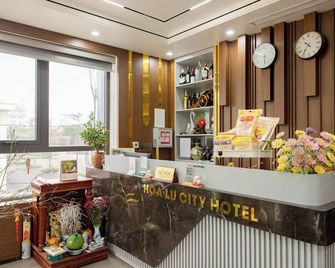 Hoa Lu City Hotel - Ancient Town Ninh Binh - Ninh Binh - Front desk