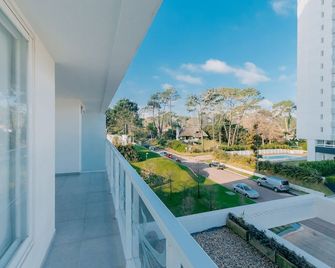 Oceana Suites Yoo, piscina climatizada - Punta del Este - Balkon