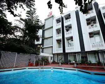 Aravali Clarks Inn Alwar - Alwar - Gebouw