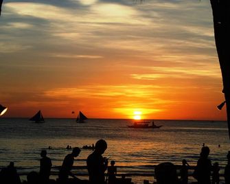 Aquarius Terraces Boutique Resort - Boracay