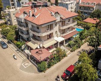 Kamelya Apartments - Marmaris - Building