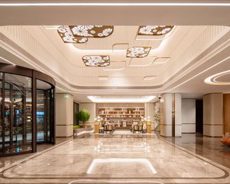 Hilton Garden Inn Beijing West Railway Station - Beijing - Lobby