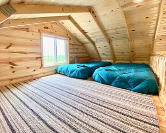 Bison Ranch~cabin~heat~a/C~huge Views~ Bison Within Walking Distance - Malcom - Habitación