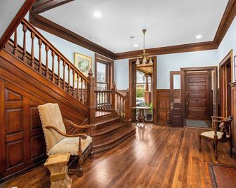 Summit Street Inns - Winston-Salem