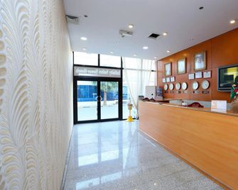 Infinity Tower Suites Wll - Manama - Front desk
