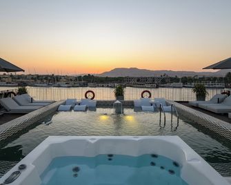 Soleil Nile Cruise - Every Monday from Luxor for 4 & 7 Nights, and every Friday from Aswan for 3 & 7 Nights - Luxor - Pool