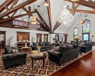 Stayhaven - A Converted Historic Church - Philadelphia