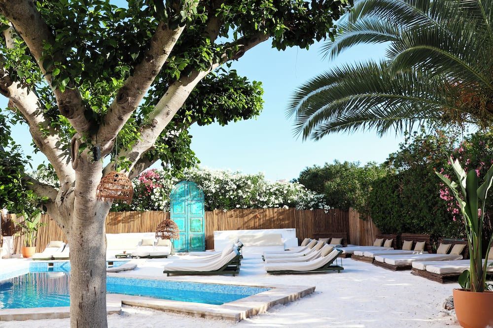 هوتل جالفي - بوتيك آند ٔدالتس فقط