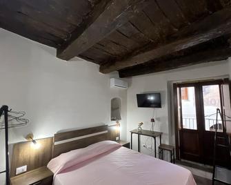 Casa Vacanza Medieval - Badolato - Habitación