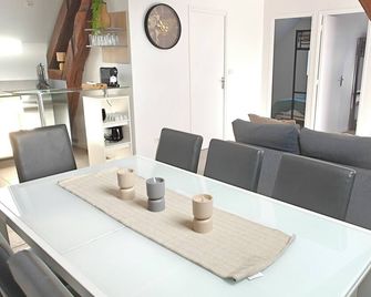 L'Échappée Champêtre, F4 proche fontainebleau - Montereau-Fault-Yonne - Comedor