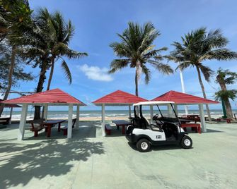 Metro Sand And Sea Resort - Chanthaburi - Praia